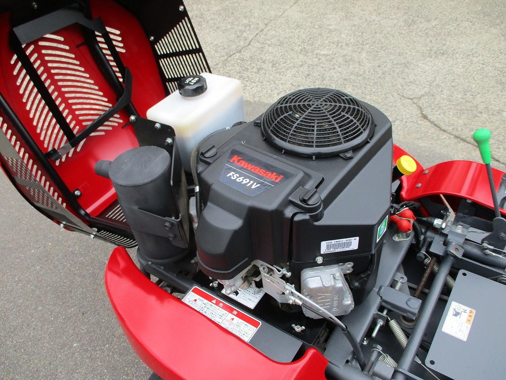 中古乗用草刈機