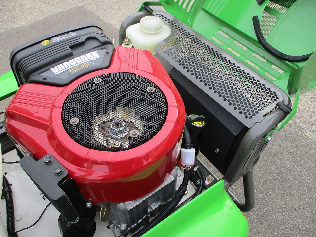 中古乗用草刈機