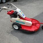 中古自走草刈機