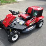 中古乗用草刈機