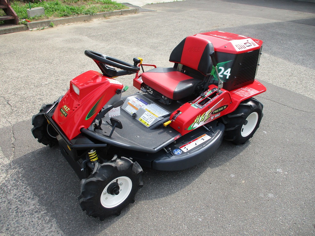 中古乗用草刈機