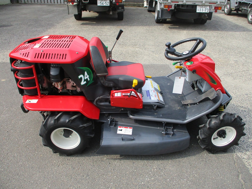 中古乗用草刈機