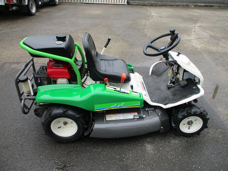 中古乗用草刈機