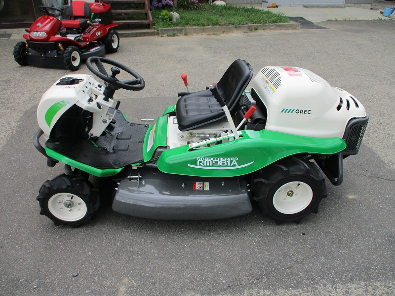中古乗用草刈機