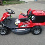 中古乗用草刈機
