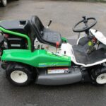 中古乗用草刈機