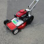 中古自走草刈機