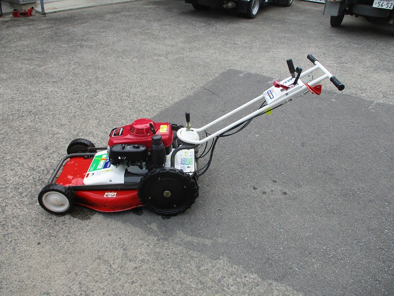 中古自走草刈機