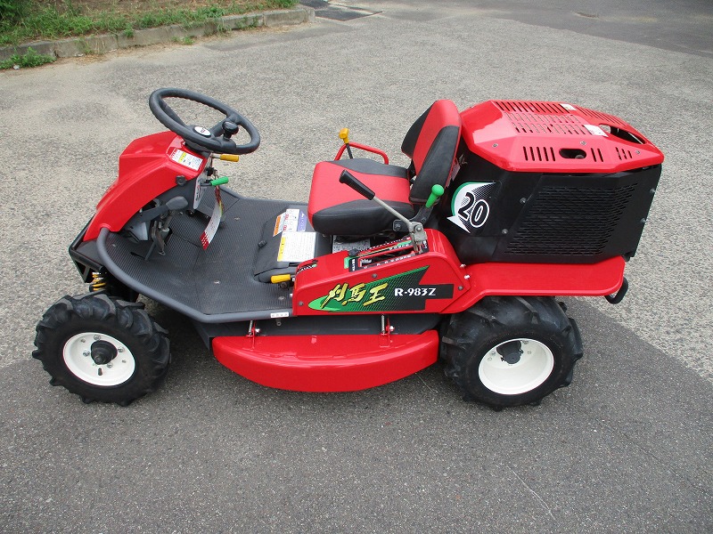 中古乗用草刈機
