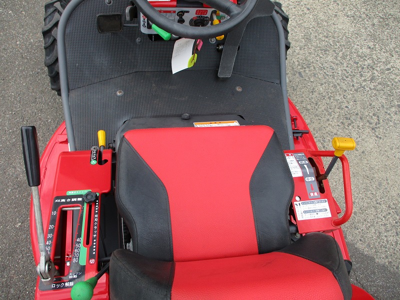 中古乗用草刈機