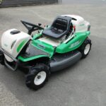 中古乗用草刈機
