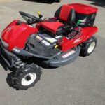 中古乗用草刈機    4WD