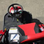 中古乗用草刈機    4WD