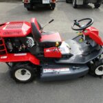 中古乗用草刈機