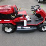 中古乗用草刈機