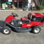 中古乗用草刈機