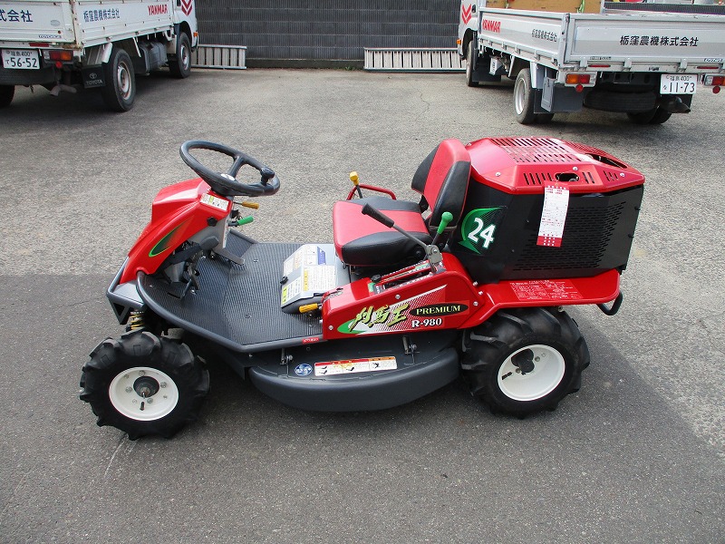 中古乗用草刈機