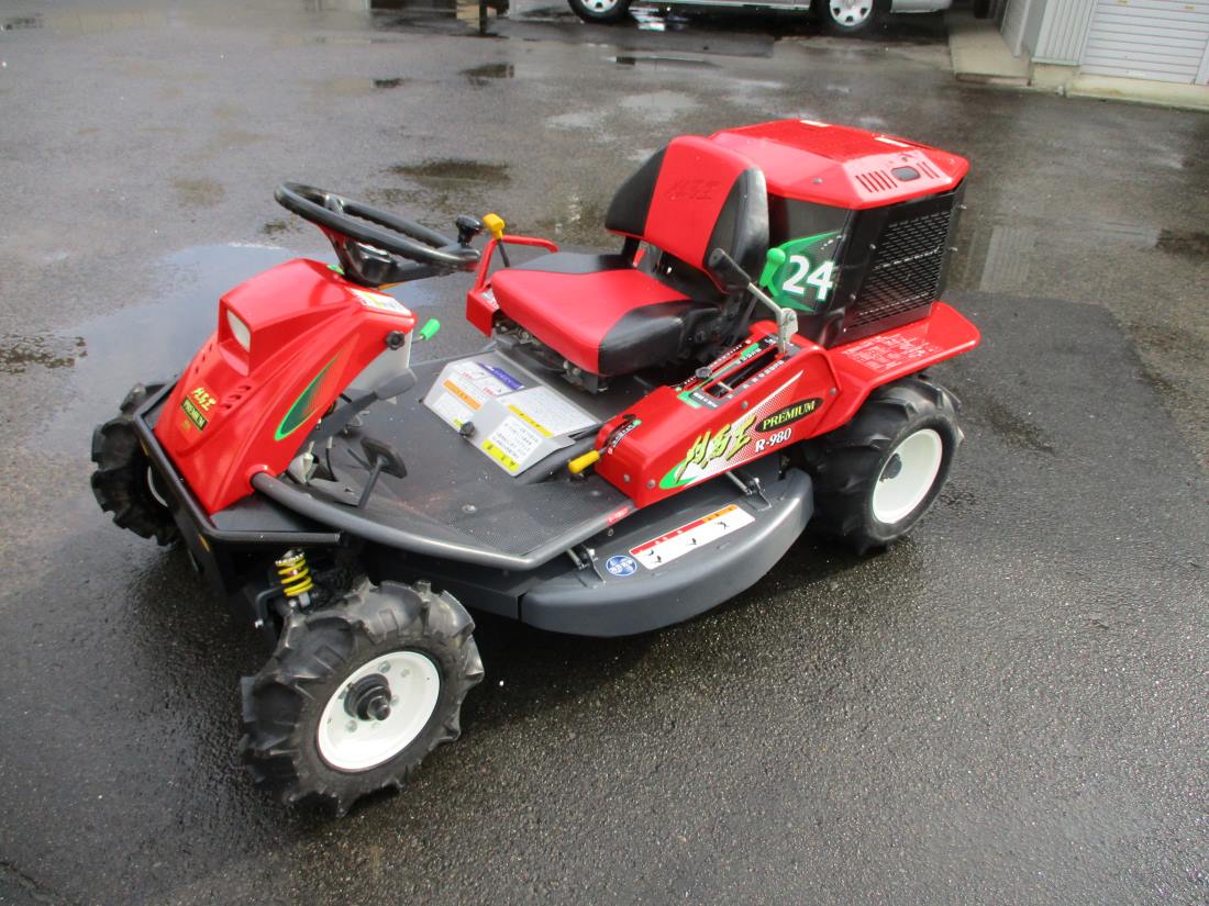中古乗用草刈機