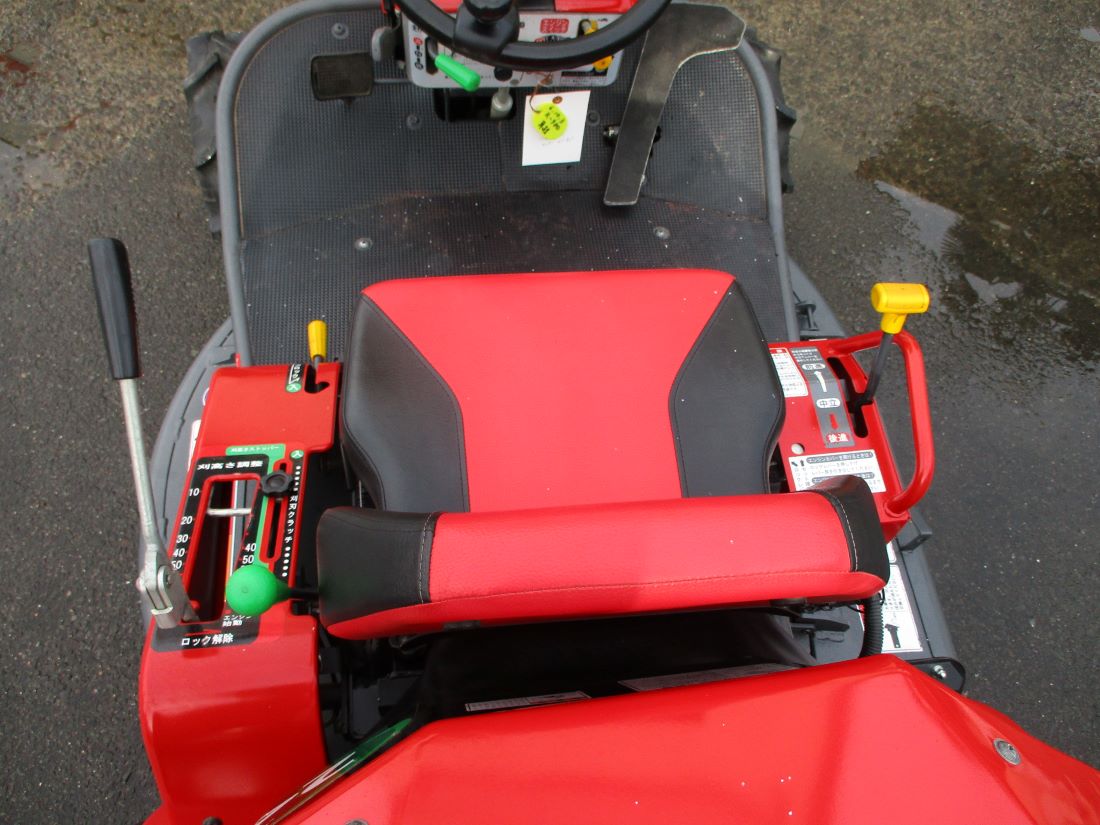 中古乗用草刈機