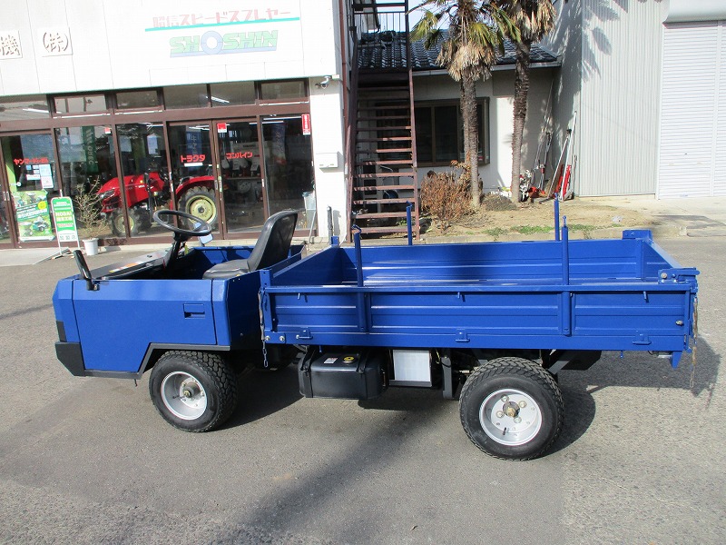 乗用運搬車