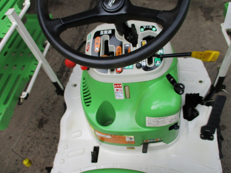 中古乗用田植機