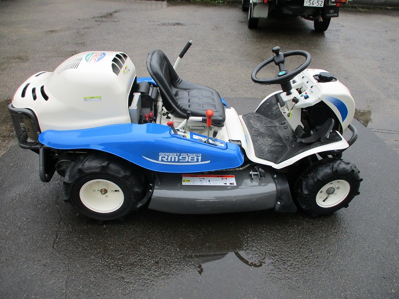 中古乗用草刈機