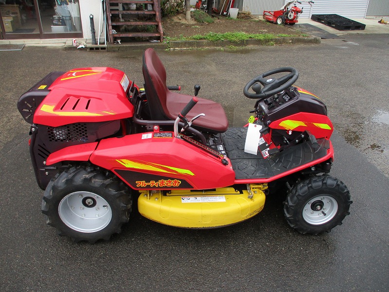 中古乗用草刈機