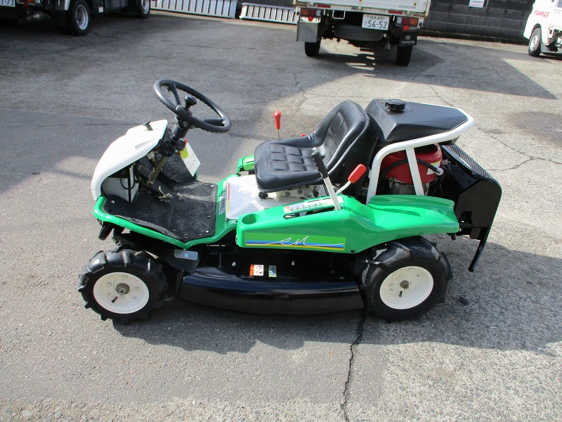 中古乗用草刈機