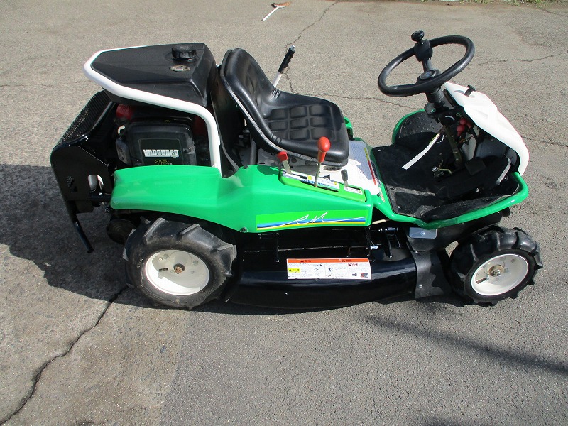 中古乗用草刈機
