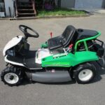 中古乗用草刈機