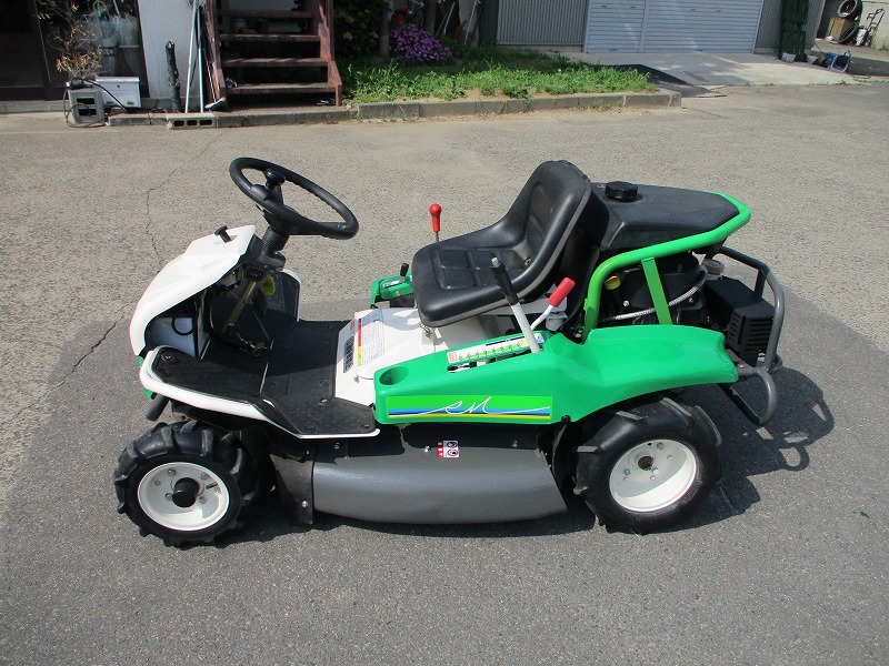 中古乗用草刈機