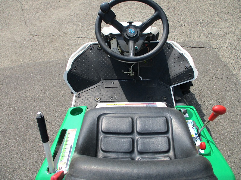 中古乗用草刈機
