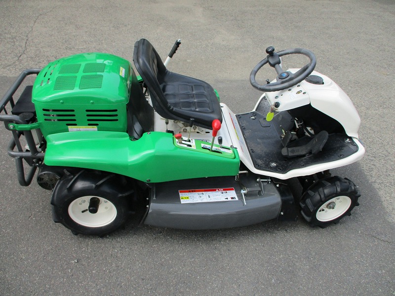 中古乗用草刈機