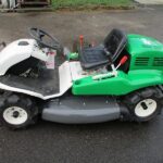 中古乗用草刈機
