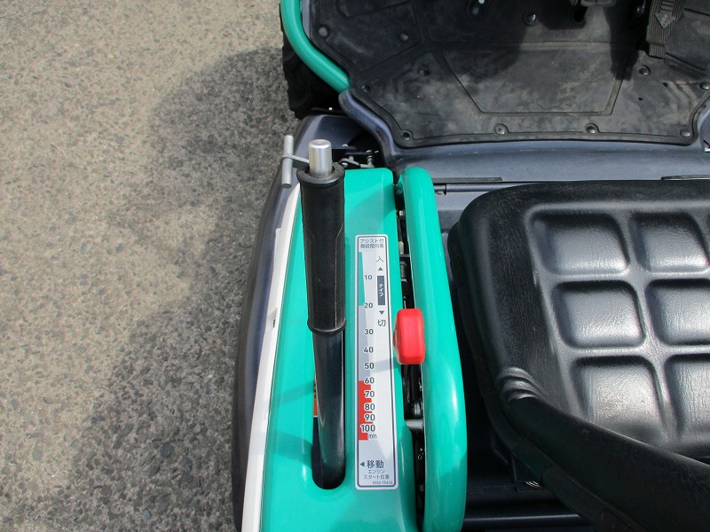 中古乗用草刈機