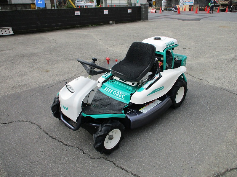 中古乗用草刈機