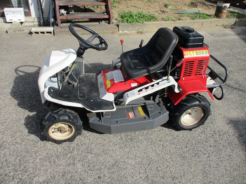 中古乗用草刈