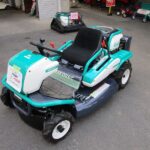 乗用草刈機（実演機）