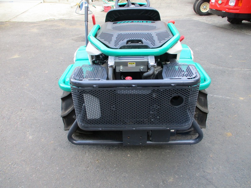 乗用草刈機（実演機）