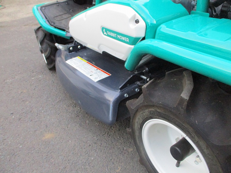 乗用草刈機（実演機）