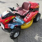 中古乗用草刈機  (実演機）