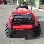 中古乗用草刈機  (実演機）