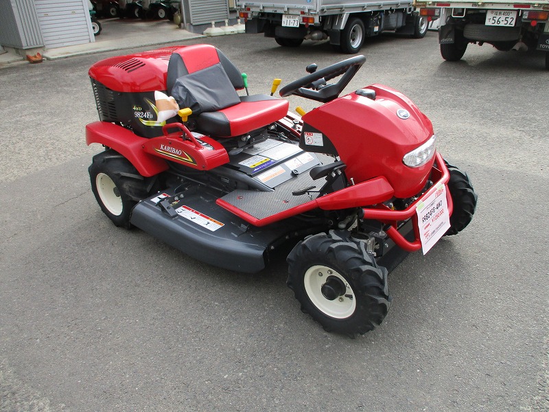 中古乗用草刈機  (実演機）