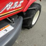 中古乗用草刈機  (実演機）