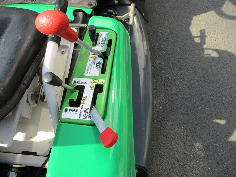 中古乗用草刈機