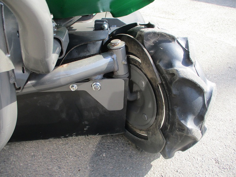 中古乗用草刈機