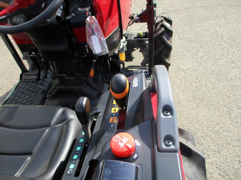 トラクター展示機