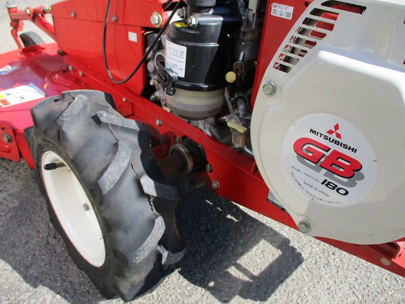 中古自走草刈機