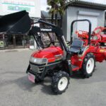 中古トラクター・ローダー付き