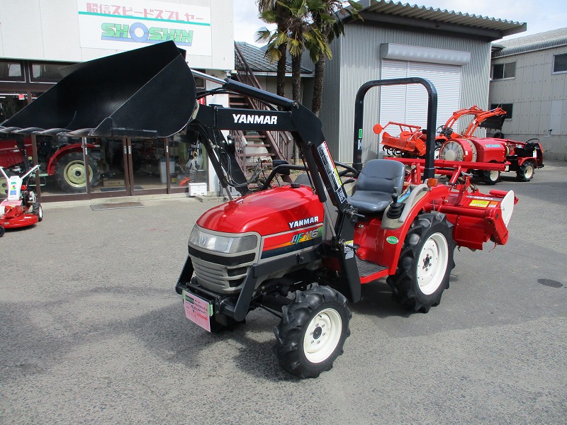 中古トラクター・ローダー付き